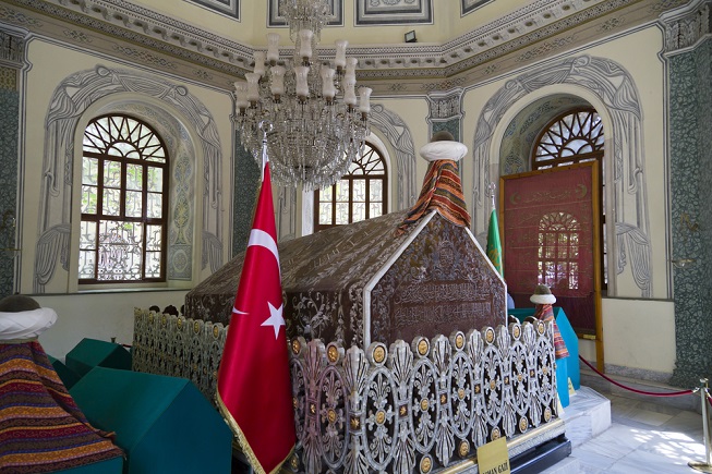 bursa-walls-osman-gazi-tomb